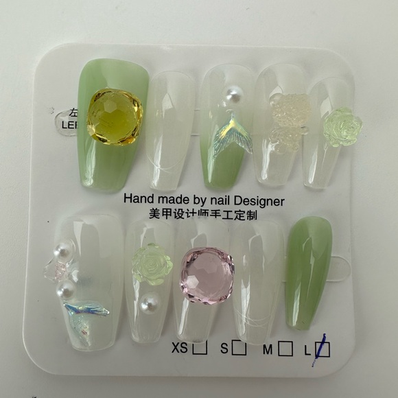 Handmade press on nails bundle of four sets size large - Picture 8 of 13